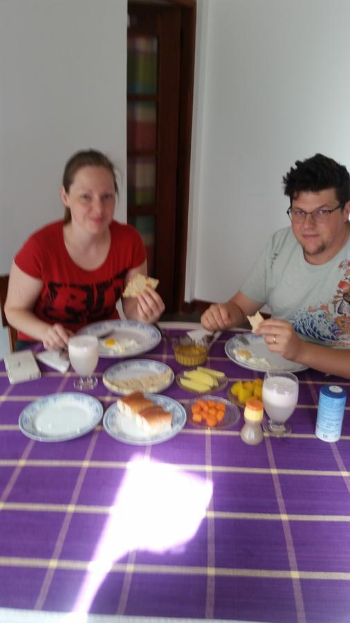 Chelli Homestay Негомбо Екстериор снимка